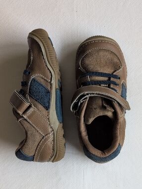 stride rite SRT tech WES leather sneakers brown navy toddler size 10